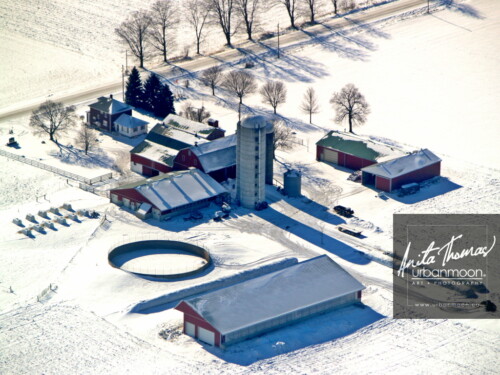 Aerial photography - A farm in winter in rural Southern Ontario, Canada
© Anita Thomas - Urbanmoon. All Rights Reserved. a farm in winter