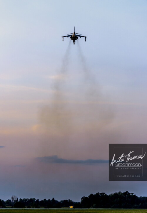 Aviation photography - Harrier above the storm
© Anita Thomas - Urbanmoon. All Rights Reserved. harrier jump jet
