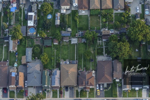Aerial photography - Happy homes in the north end of the City of Hamilton.
(C)Anita Thomas All Rights Reserved. suburban houses aerial photography