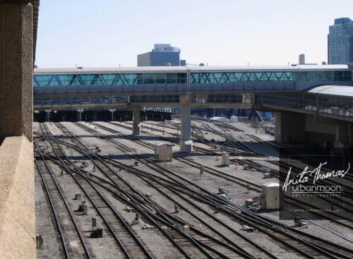 Aerial photography - Train tracks leading into Toronto, Ontario's Union Station, a major rail hub in Canada.
(C)Anita Thomas All Rights Reserved. toronto union station