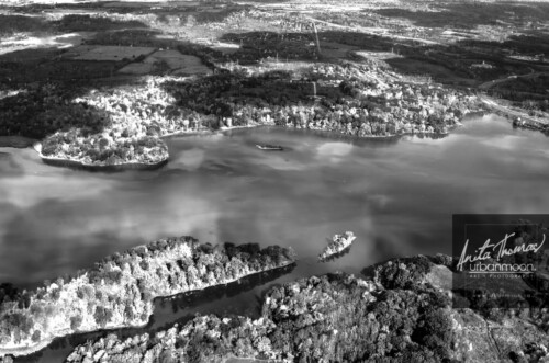 Aerial photography - Cootes Paradise in Hamilton, Ontario
© Anita Thomas - Urbanmoon. All Rights Reserved. aerial photography of cootes paradise in hamilton