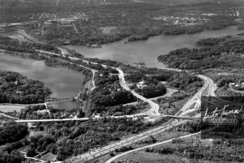 Aerial photography - Cootes Paradise and Highway 403 in Hamilton, Ontario
© Anita Thomas - Urbanmoon. All Rights Reserved. aerial photography of cootes paradise
