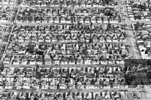 Aerial photography - The east mountain in Hamilton, Ontario
© Anita Thomas - Urbanmoon. All Rights Reserved. aerial photography of east mountain in hamilton