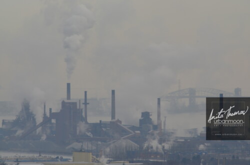 Aerial photography - The industrial sector of the City of Hamilton.
© Anita Thomas - Urbanmoon. All Rights Reserved. aerial photography of industry in hamilton