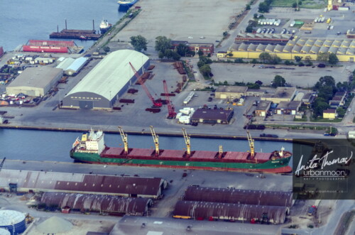 Aerial photography - Industrial sector in Hamilton, Ontario
© Anita Thomas - Urbanmoon. All Rights Reserved. aerial photography of industry in hamilton