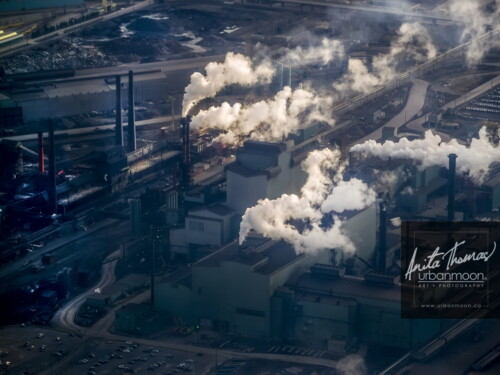 Aerial photography - The industrial sector of Hamilton, Ontario.
© Anita Thomas - Urbanmoon. All Rights Reserved. aerial photography of industry in hamilton