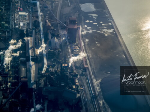 Aerial photography - Industry in Hamilton, Ontario.
© Anita Thomas - Urbanmoon. All Rights Reserved. aerial photography of industry in hamilton ontario