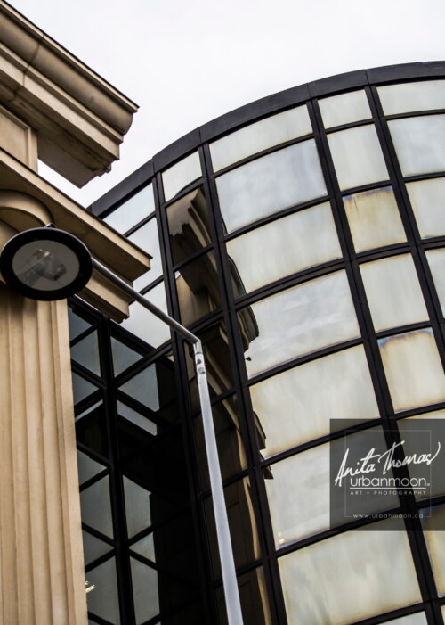 Urban photography - An effective mix of concrete and glass, blending old with new in Paris, France
© Anita Thomas - Urbanmoon Photography. All Rights Reserved. blending old with new in paris france