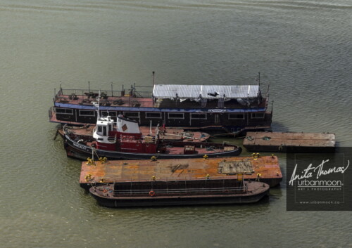 Urban photography - Aerial photography of boats on the Thames river, London, England
© Anita Thomas - Urbanmoon Photography. All Rights Reserved. boats on the thames river