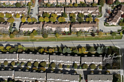 Aerial photography - Closely built houses in a suburban neighborhood of Hamilton, Ontario
© Anita Thomas - Urbanmoon. All Rights Reserved. closely built houses in a suburban neighborhood