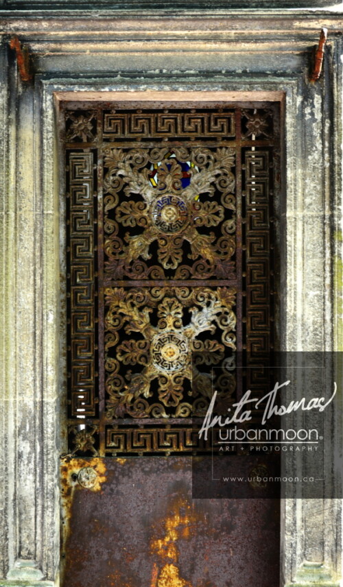 Crypt door at Père Lachaise Cemetery in Paris, France
© Anita Thomas - Urbanmoon. All Rights Reserved. crypt door at pere lachaise cemetery