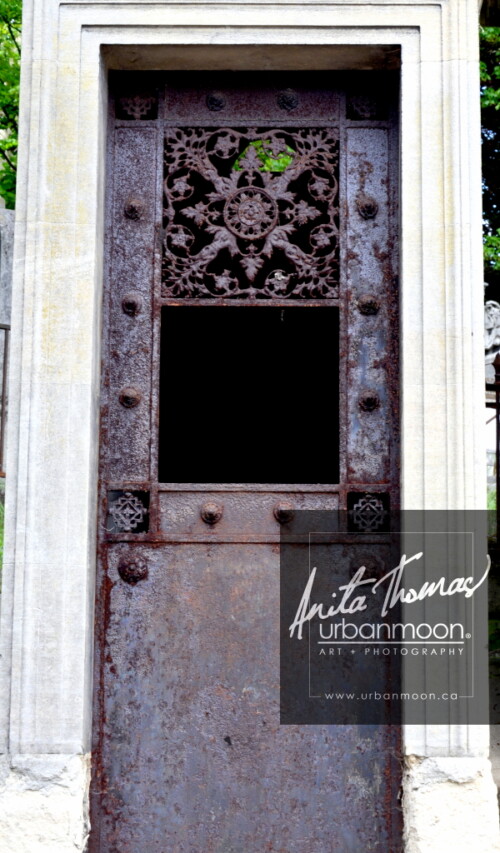 Crypt door at Père Lachaise Cemetery in Paris, France.
© Anita Thomas - Urbanmoon. All Rights Reserved. crypt door at pere lachaise cemetery