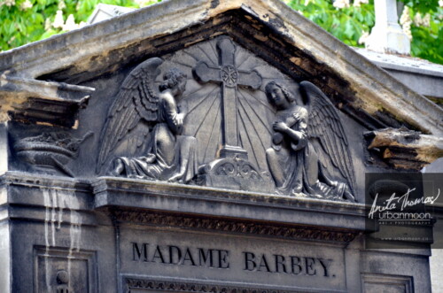 Père Lachaise Cemetery in Paris, France
© Anita Thomas - Urbanmoon. All Rights Reserved. crypt door at pere lachaise cemetery