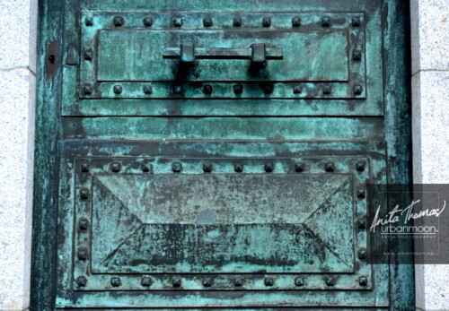 Crypt door detail at Père Lachaise Cemetery in Paris, France
© Anita Thomas - Urbanmoon. All Rights Reserved. crypt door detail at pere lachaise