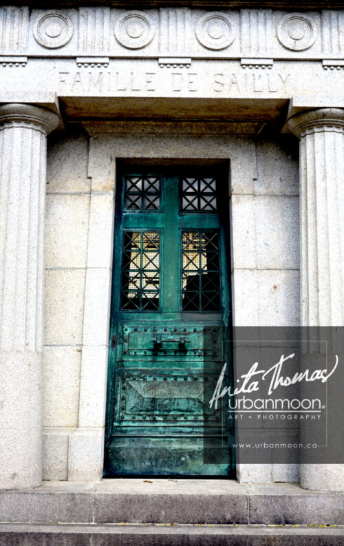 Crypt door with pillars at Père Lachaise Cemetery in Paris, France
© Anita Thomas - Urbanmoon. All Rights Reserved. crypt door with pillars at pere lachaise