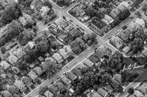 Aerial photography - Dunsmure crossing Spadina, Carrick, and Barnesdale
© Anita Thomas - Urbanmoon. All Rights Reserved. dunsmure in hamilton ontario