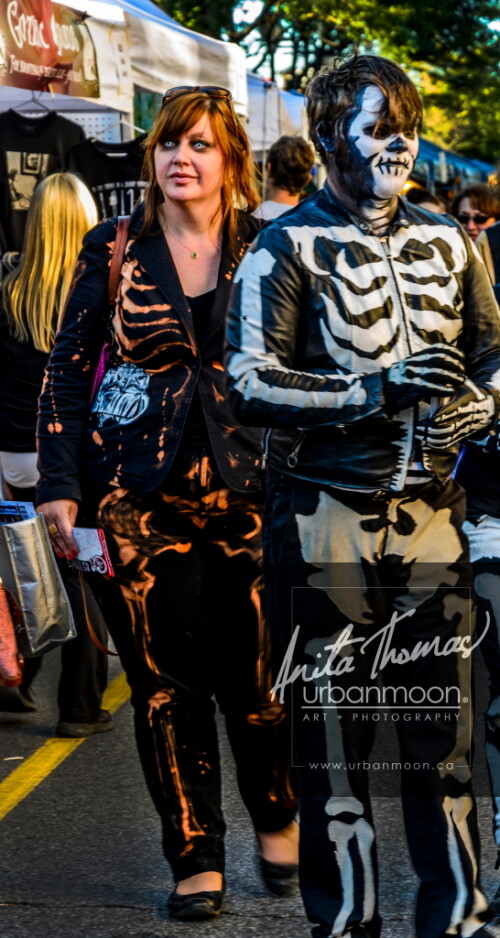 Lifestyle photography - Some visitors to Supercrawl 2013 in Hamilton, Ontario got in the spirit! Scenes captured of the performers and visitors at Supercrawl in Hamilton, Ontario.
© Anita Thomas - Urbanmoon Photography. All Rights Reserved. event attendees in costume