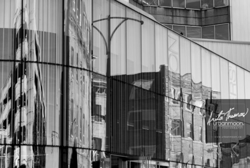 Aerial photography - Farmer's Market in Hamilton, Ontario
© Anita Thomas - Urbanmoon. All Rights Reserved. farmer market in hamilton