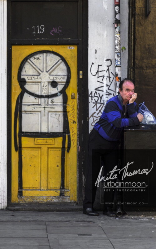 Urban photography - Graffiti in London, England
© Anita Thomas - Urbanmoon Photography. All Rights Reserved. graffiti in london england