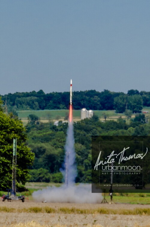Lifestyle photography - DLRS 34, high-powered rocketry competition hosted by URRG in Potter, New York, United States.
© Anita Thomas - Urbanmoon Photography. All Rights Reserved. high powered rocketry