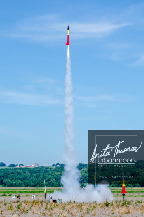 Lifestyle photography - DLRS 34, high-powered rocketry competition hosted by URRG in Potter, New York, United States.
© Anita Thomas - Urbanmoon Photography. All Rights Reserved. high powered rocketry