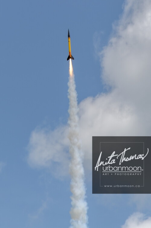 Lifestyle photography - DLRS 34, high-powered rocketry competition hosted by URRG in Potter, New York, United States.
© Anita Thomas - Urbanmoon Photography. All Rights Reserved. high powered rocketry