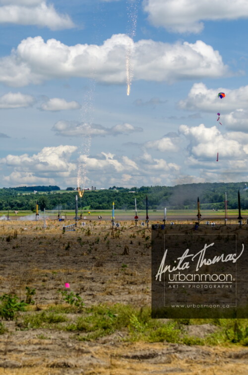 Lifestyle photography - DLRS 34, high-powered rocketry competition hosted by URRG in Potter, New York, United States.
© Anita Thomas - Urbanmoon Photography. All Rights Reserved. high powered rocketry