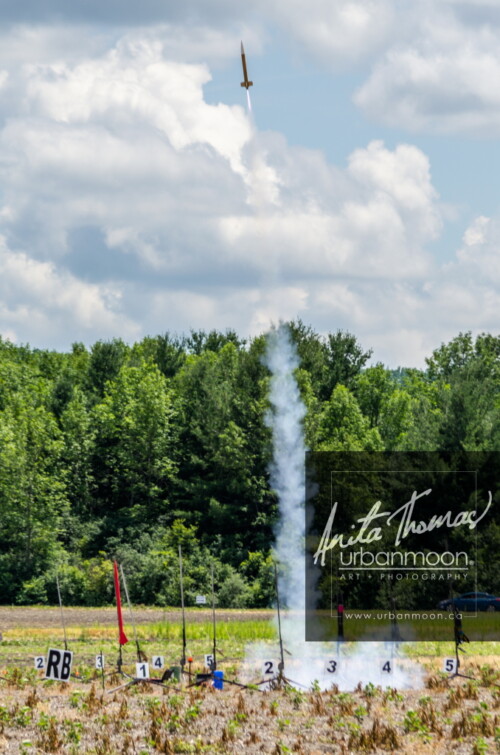 Lifestyle photography - DLRS 34, high-powered rocketry competition hosted by URRG in Potter, New York, United States.
© Anita Thomas - Urbanmoon Photography. All Rights Reserved. high powered rocketry