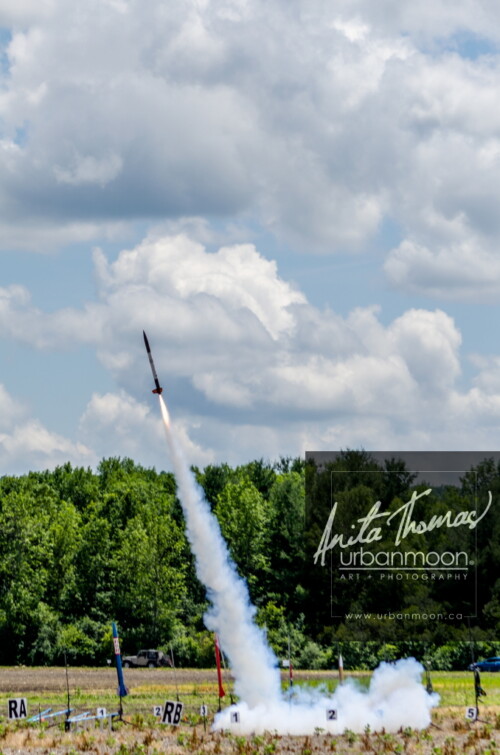 Lifestyle photography - DLRS 34, high-powered rocketry competition hosted by URRG in Potter, New York, United States.
© Anita Thomas - Urbanmoon Photography. All Rights Reserved. high powered rocketry