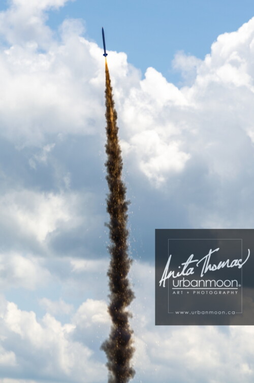 Lifestyle photography - DLRS 34, high-powered rocketry competition hosted by URRG in Potter, New York, United States.
© Anita Thomas - Urbanmoon Photography. All Rights Reserved. high powered rocketry