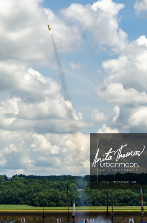Lifestyle photography - DLRS 34, high-powered rocketry competition hosted by URRG in Potter, New York, United States.
© Anita Thomas - Urbanmoon Photography. All Rights Reserved. high powered rocketry