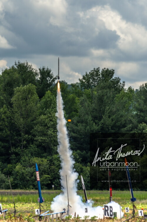 Lifestyle photography - DLRS 34, high-powered rocketry competition hosted by URRG in Potter, New York, United States.
© Anita Thomas - Urbanmoon Photography. All Rights Reserved. high powered rocketry