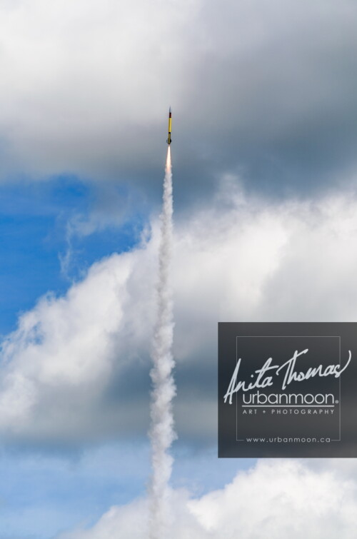 Lifestyle photography - DLRS 34, high-powered rocketry competition hosted by URRG in Potter, New York, United States.
© Anita Thomas - Urbanmoon Photography. All Rights Reserved. high powered rocketry