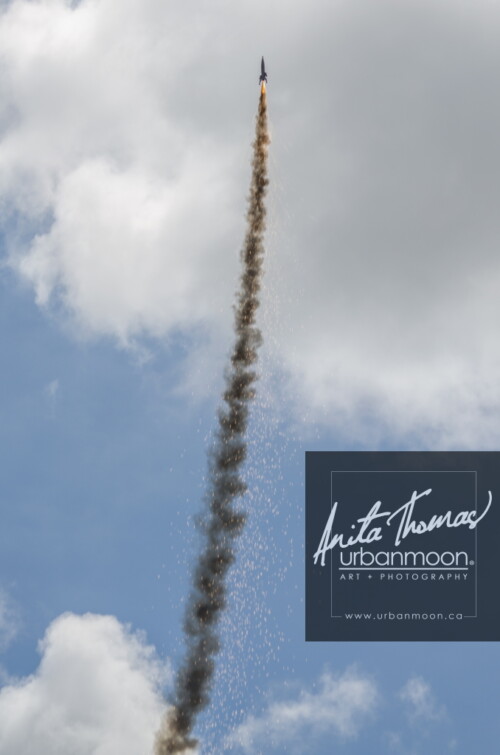 Lifestyle photography - DLRS 34, high-powered rocketry competition hosted by URRG in Potter, New York, United States.
© Anita Thomas - Urbanmoon Photography. All Rights Reserved. high powered rocketry
