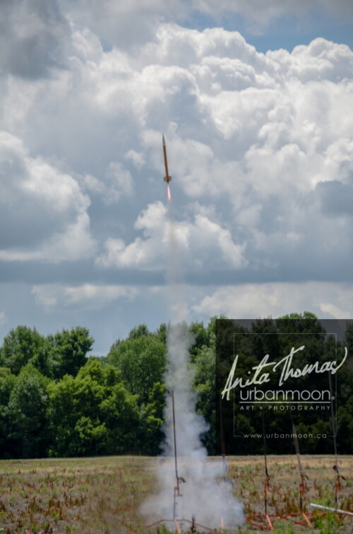 Lifestyle photography - DLRS 34, high-powered rocketry competition hosted by URRG in Potter, New York, United States.
© Anita Thomas - Urbanmoon Photography. All Rights Reserved. high powered rocketry