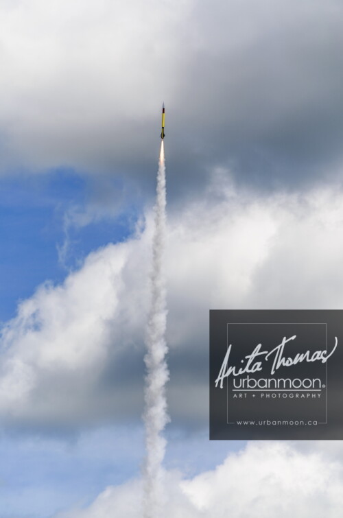 Lifestyle photography - DLRS 34, high-powered rocketry competition hosted by URRG in Potter, New York, United States.
© Anita Thomas - Urbanmoon Photography. All Rights Reserved. high powered rocketry