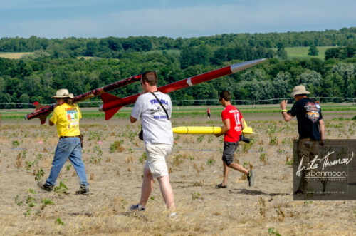 Lifestyle photography - DLRS 34, high-powered rocketry competition hosted by URRG in Potter, New York, United States.
© Anita Thomas - Urbanmoon Photography. All Rights Reserved. high powered rocketry