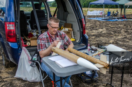 Lifestyle photography - High-powered rocketry launch day by NAPAS (The North American Propulsion and Aerospace Society).
© Anita Thomas - Urbanmoon Photography. All Rights Reserved. high powered rocketry