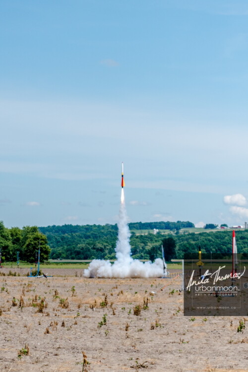Lifestyle photography - DLRS 34, high-powered rocketry competition hosted by URRG in Potter, New York, United States.
© Anita Thomas - Urbanmoon Photography. All Rights Reserved. high powered rocketry