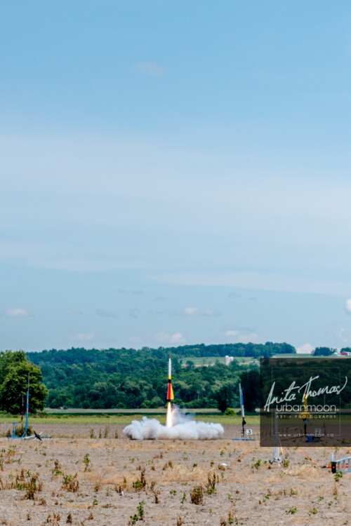 Lifestyle photography - DLRS 34, high-powered rocketry competition hosted by URRG in Potter, New York, United States.
© Anita Thomas - Urbanmoon Photography. All Rights Reserved. high powered rocketry