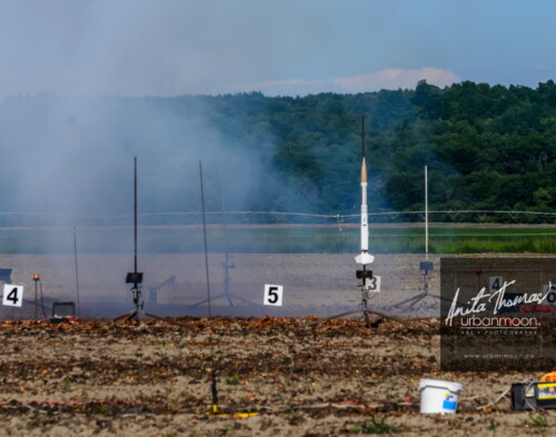 Lifestyle photography - URRF, high-powered rocketry competition hosted by URRG in Potter, New York, United States.
© Anita Thomas - Urbanmoon Photography. All Rights Reserved. high powered rocketry
