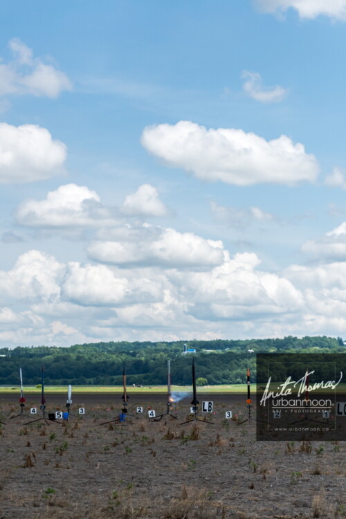 Lifestyle photography - DLRS 34, high-powered rocketry competition hosted by URRG in Potter, New York, United States.
© Anita Thomas - Urbanmoon Photography. All Rights Reserved. high powered rocketry