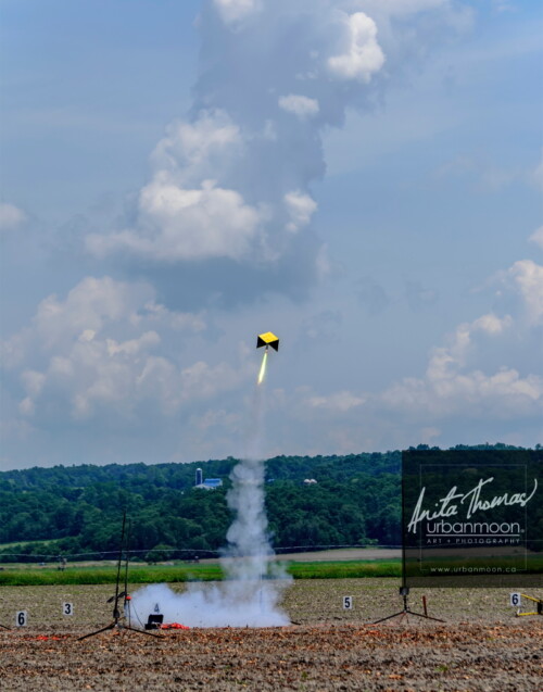 Lifestyle photography - Rubik's cube. URRF, high-powered rocketry competition hosted by URRG in Potter, New York, United States.
© Anita Thomas - Urbanmoon Photography. All Rights Reserved. high powered rocketry