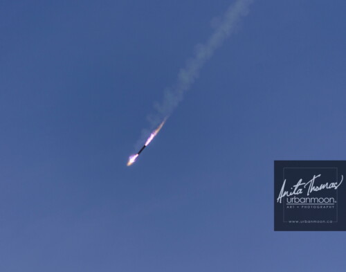 Lifestyle photography - ...plummeting down towards the crowd...
URRF, high-powered rocketry competition hosted by URRG in Potter, New York, United States.
© Anita Thomas - Urbanmoon Photography. All Rights Reserved. high powered rocketry