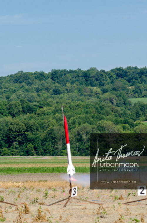 Lifestyle photography - DLRS 34, high-powered rocketry competition hosted by URRG in Potter, New York, United States.
© Anita Thomas - Urbanmoon Photography. All Rights Reserved. high powered rocketry