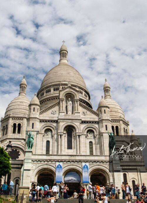 Urban photography - La Basilique du Sacré Coeur de Montmartre, Paris, France
© Anita Thomas - Urbanmoon Photography. All Rights Reserved. la basilique du sacre coeur paris france