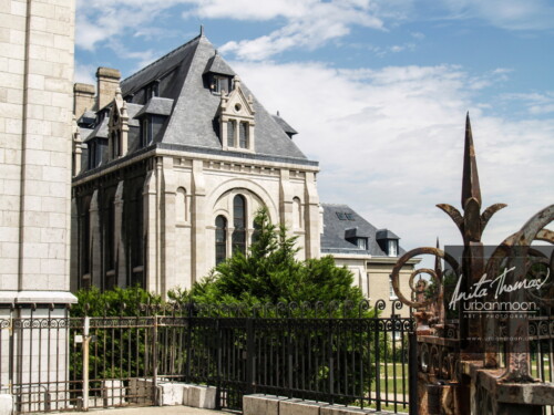 Urban photography - La Basilique du Sacré Coeur de Montmartre, Paris, France
© Anita Thomas - Urbanmoon Photography. All Rights Reserved. la basilique du sacre coeur paris france