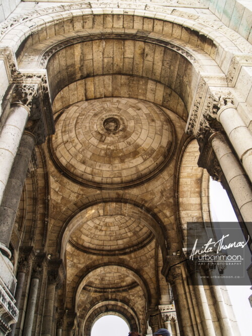 Urban photography - La Basilique du Sacré Coeur de Montmartre, Paris, France
© Anita Thomas - Urbanmoon Photography. All Rights Reserved. la basilique du sacre coeur paris france