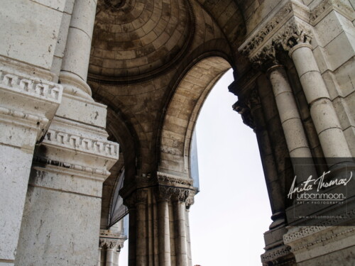 Urban photography - La Basilique du Sacré Coeur de Montmartre, Paris, France
© Anita Thomas - Urbanmoon Photography. All Rights Reserved. la basilique du sacre coeur paris france