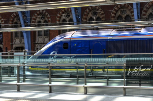Urban photography - St Pancras railway station, London, England
© Anita Thomas - Urbanmoon Photography. All Rights Reserved. st pancras railway station